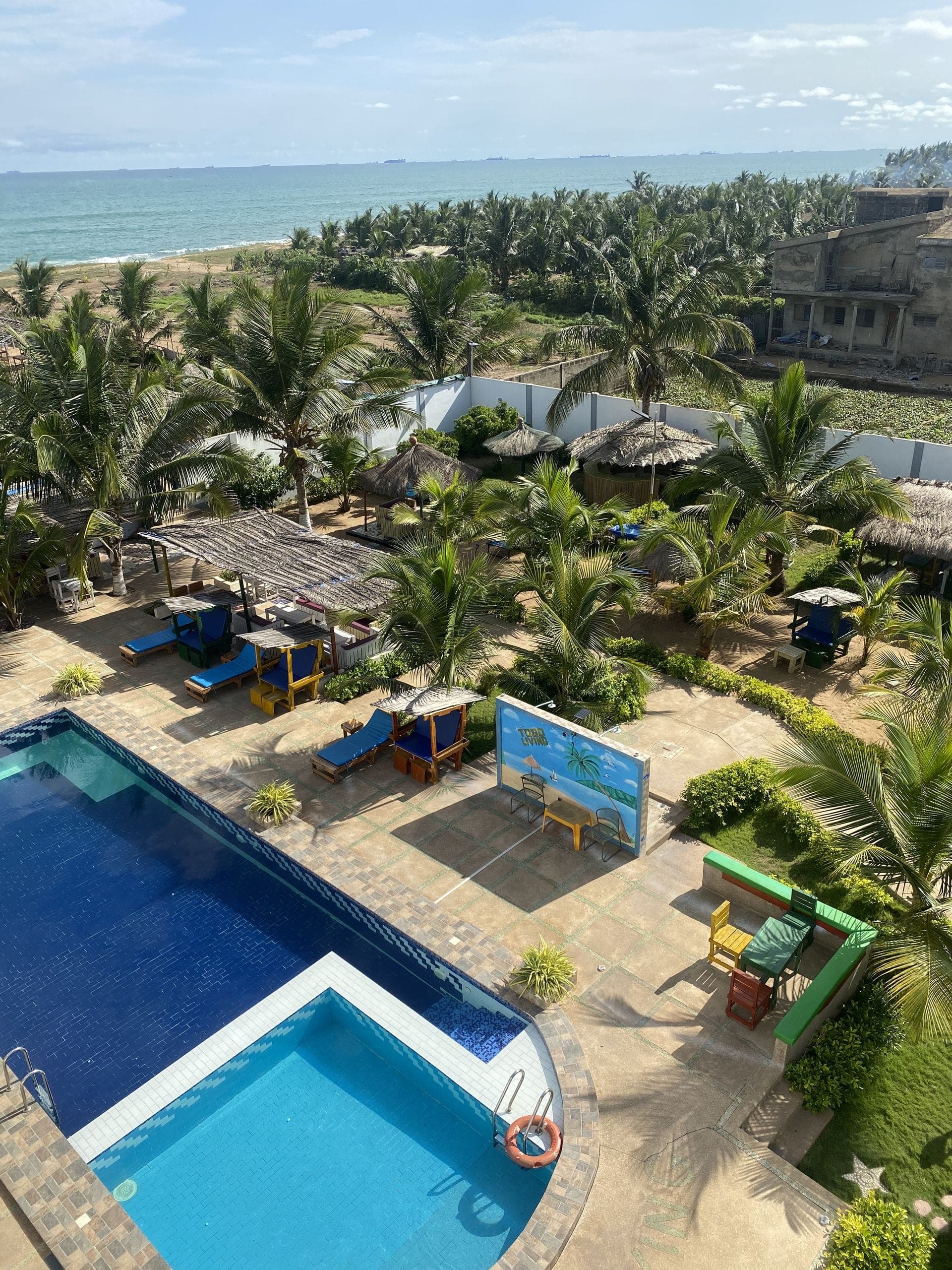 Restaurant vue mer à Lomé, cuisine internationale chez TOGOLIVING